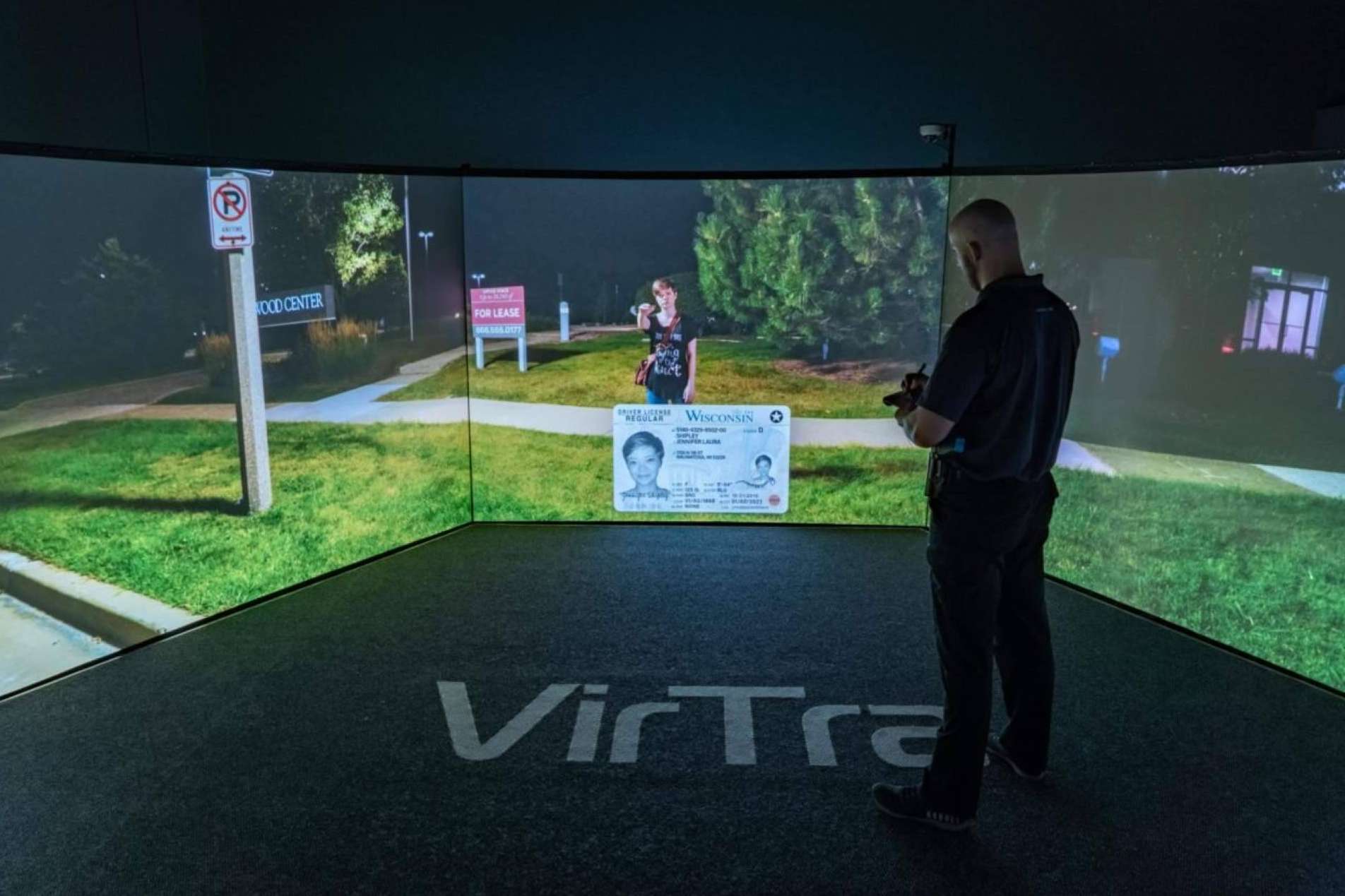 Simuladores VirTra; La tecnología que está transformando la formación en situaciones críticas