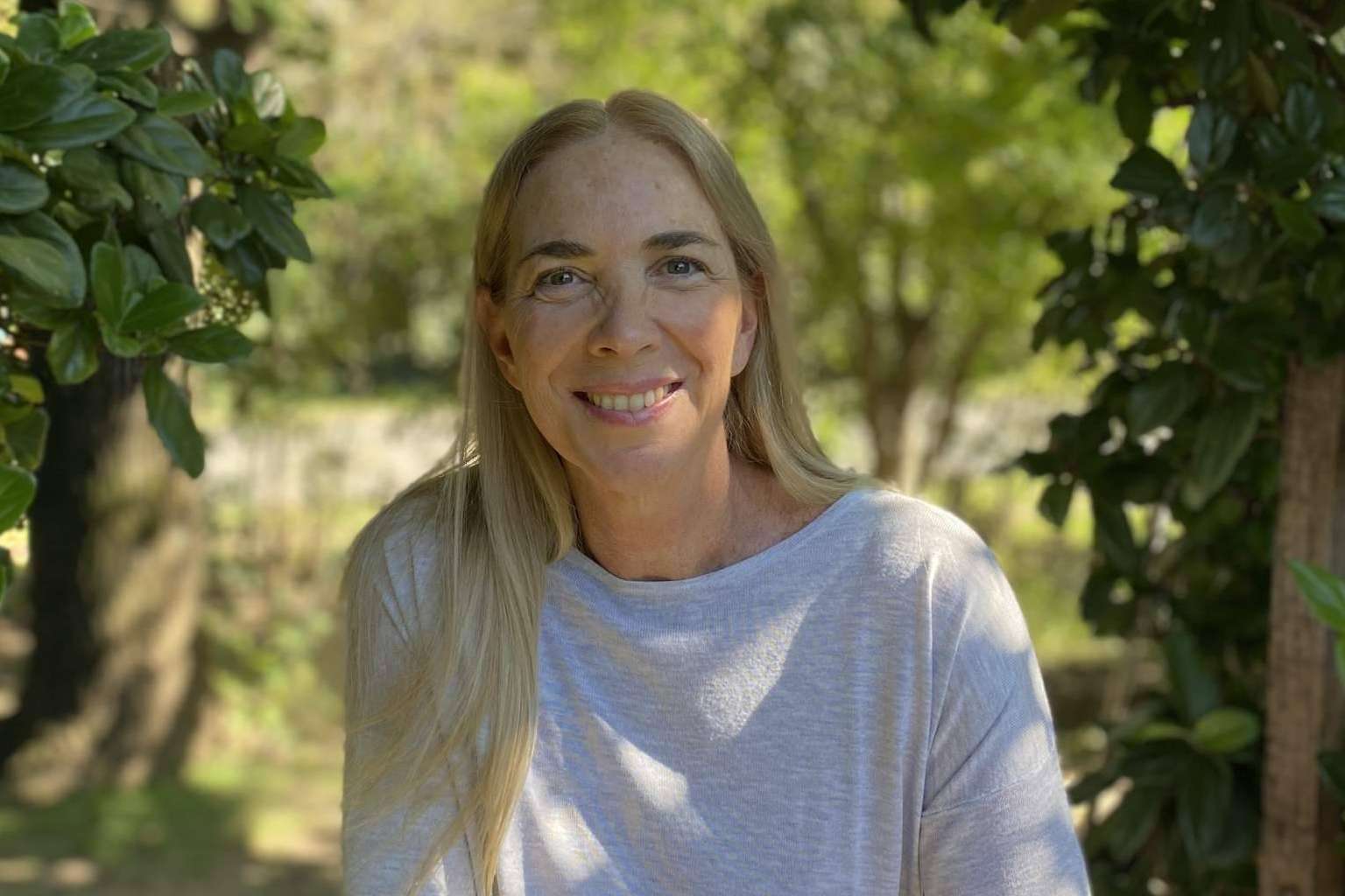 Una guía que llega al corazón; el mensaje transformador de Patricia Buchhalter en Despierta tu poder interior