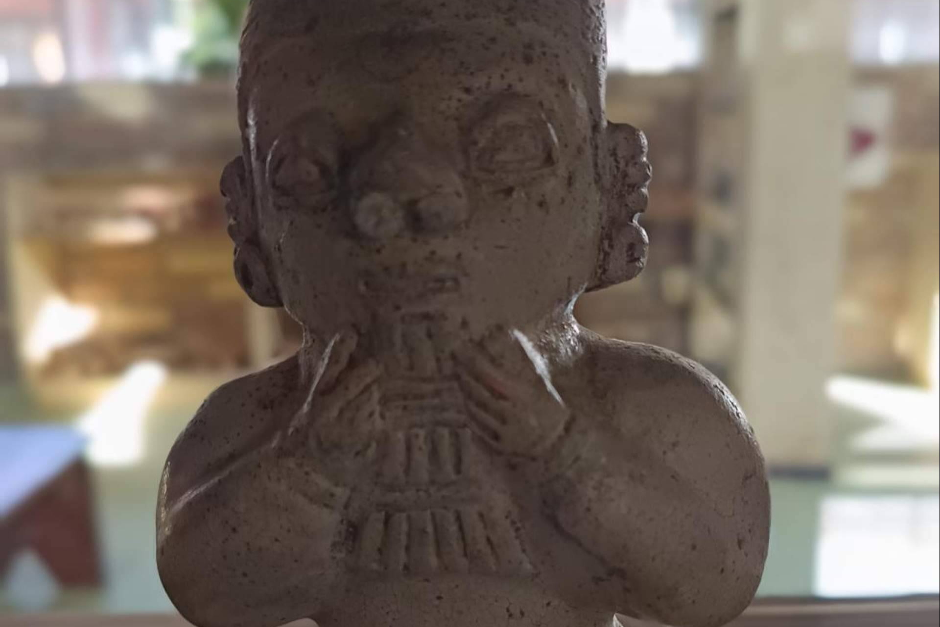 Ecuador y España estrechan lazos; nace la 'Sala Kunanmi' en el Museo M.A.C.A. tras un acuerdo con La Neomudéjar