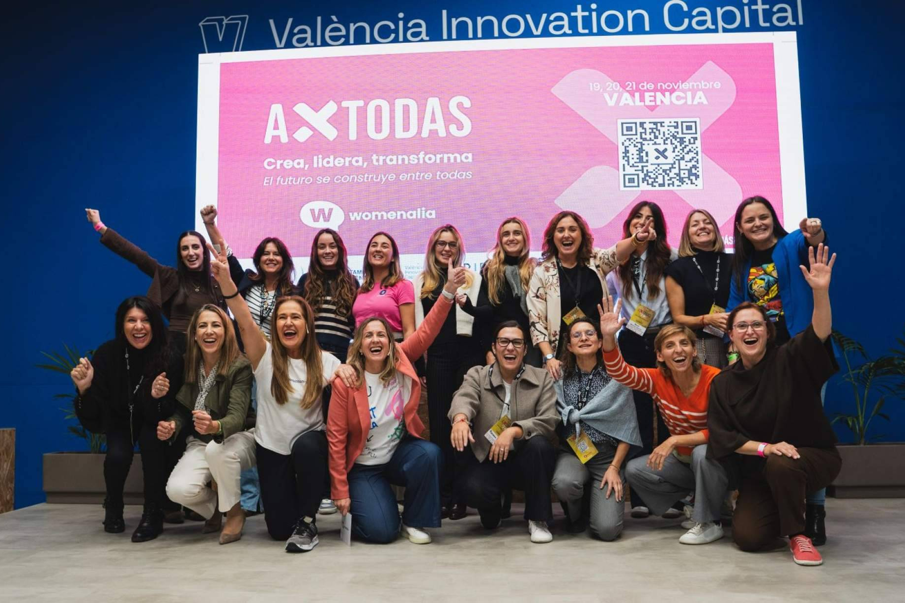 Womenalia celebró en Valencia el talento femenino con la quinta edición de los premios AxTodas, que impulsan a las emprendedoras del futuro
