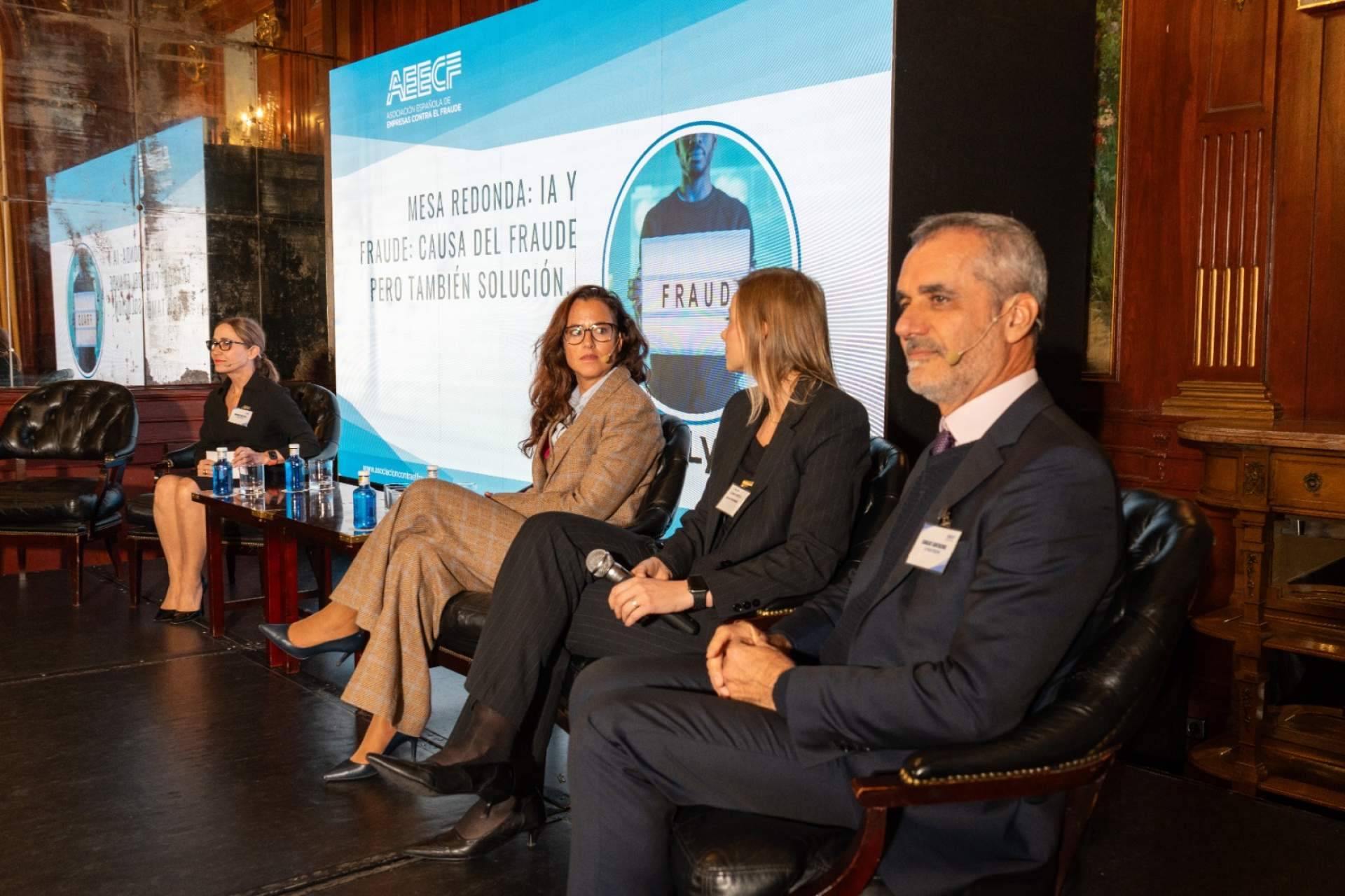 La AEECF reúne a más de 100 expertos y representación institucional para tratar los nuevos desafíos del fraude en España