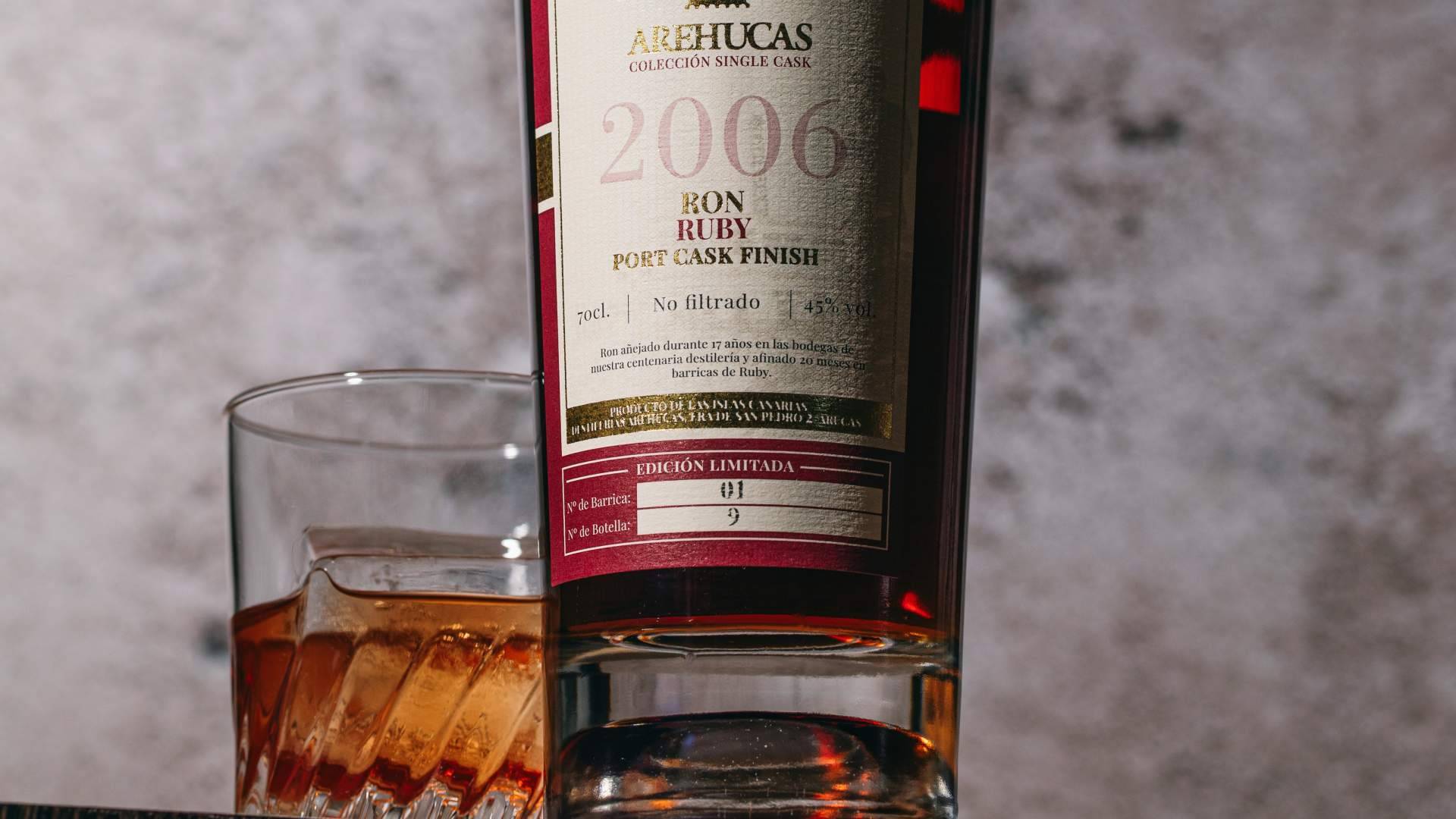 Arehucas presenta su nuevo Ruby Finish 2006, una edición limitada afinada en barricas de Ruby