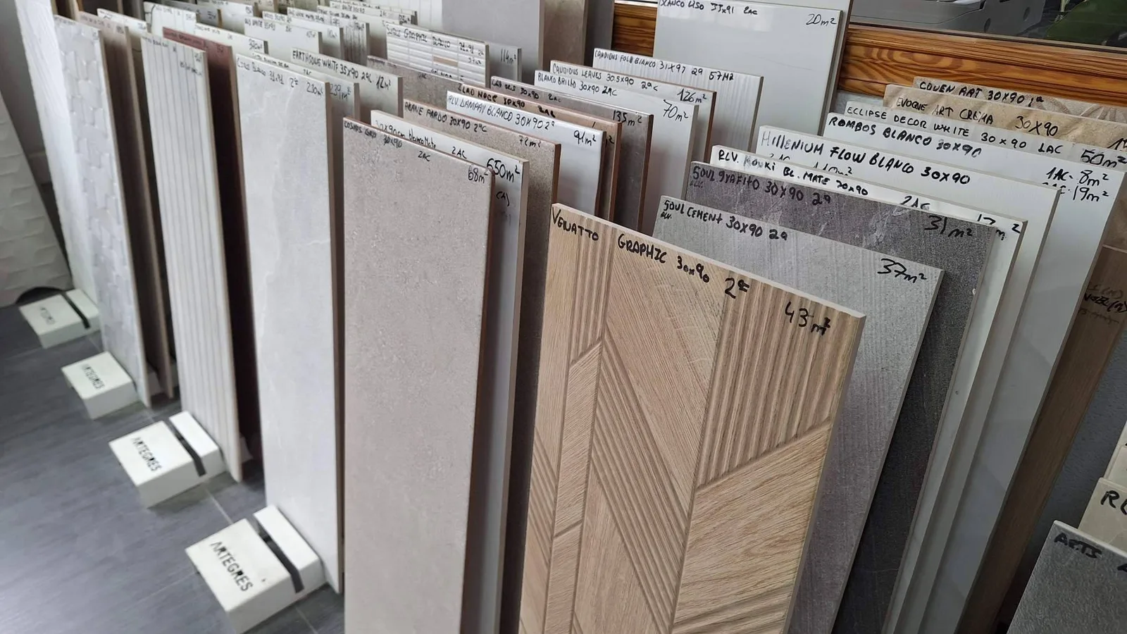 Artegres ofrece azulejos porcelánicos y revestimientos cerámicos para todo tipo de proyectos