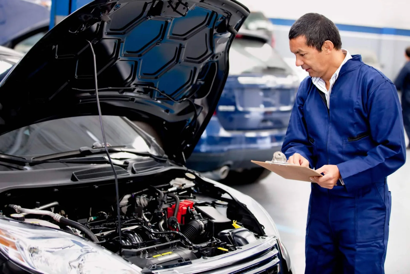 ¿Por qué el recambio de motor sigue liderando el mercado? Las opiniones sobre Turbos24h aclaran dudas